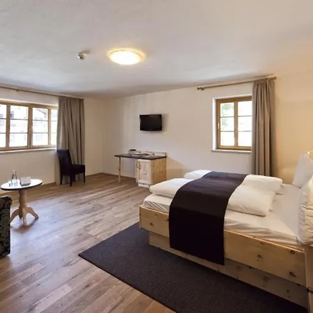 Otel Walchseer Hof 4*