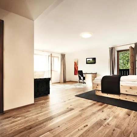 Walchseer Hof Hotell 4*