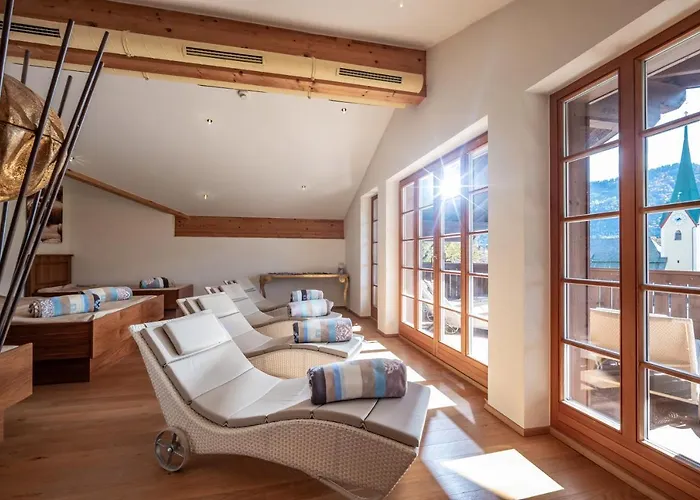 Otel Walchseer Hof 4*